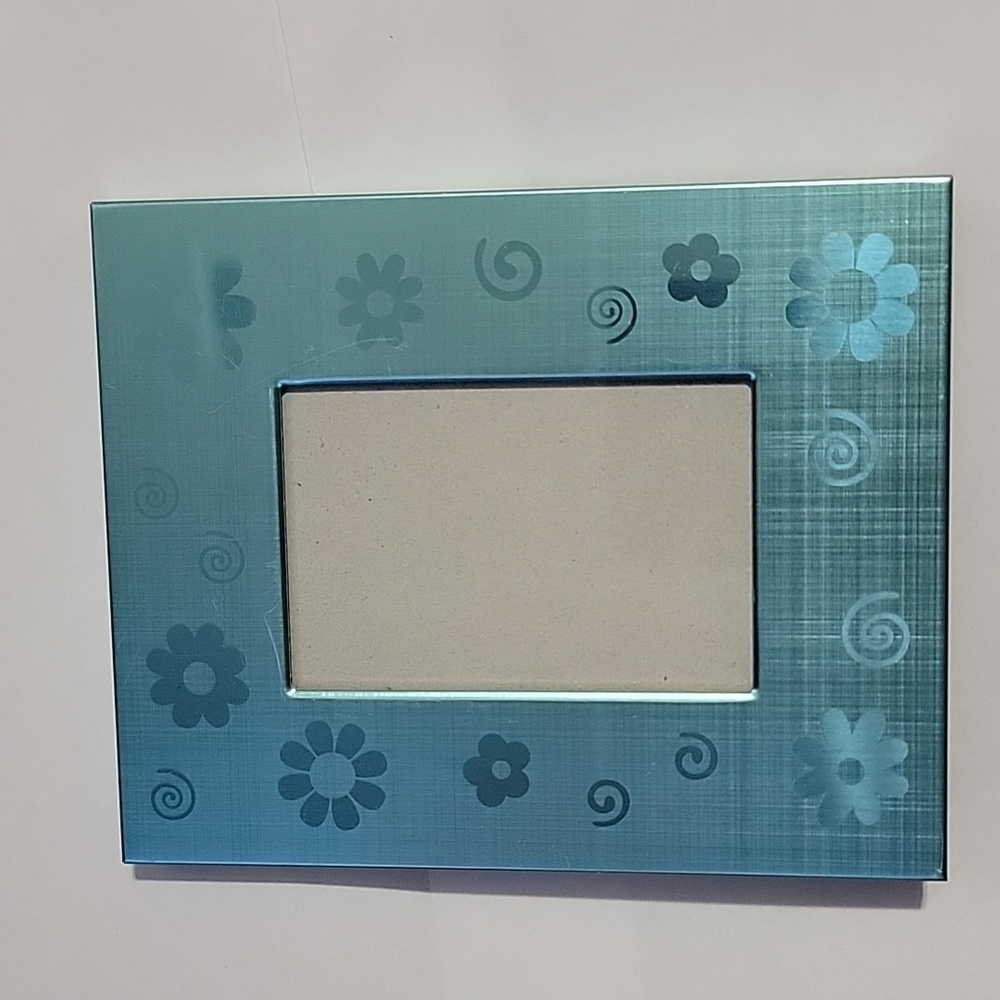 Teal flower picture frame
